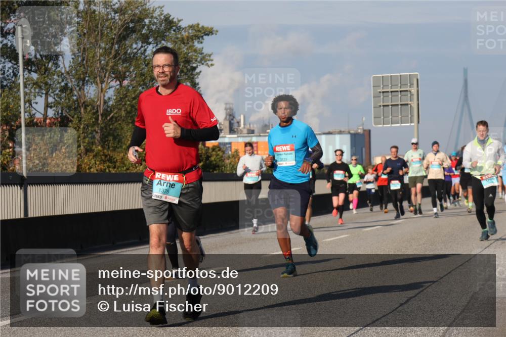 03.10.2025 - Köhlbrandbrückenlauf Luisa Fischer http://msf.ph/oto/9012209 03.10.2025 10:55:05 Position 3 1375, 3123 meine-sportfotos.de