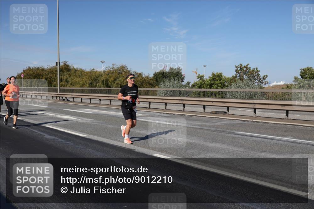03.10.2025 - Köhlbrandbrückenlauf Julia Fischer http://msf.ph/oto/9012210 03.10.2025 13:02:12 Position 3  meine-sportfotos.de