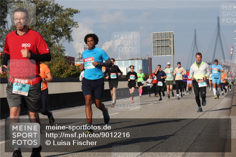 03.10.2025 - Köhlbrandbrückenlauf Luisa Fischer http://msf.ph/oto/9012216 03.10.2025 10:55:06 Position 3 1375, 3123 meine-sportfotos.de