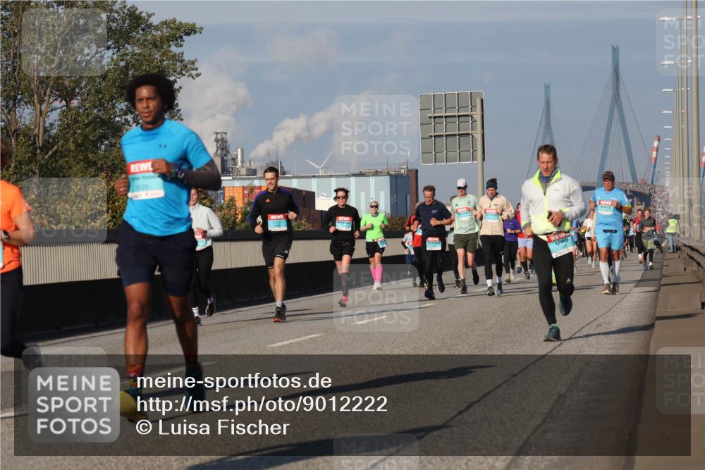 03.10.2025 - Köhlbrandbrückenlauf Luisa Fischer http://msf.ph/oto/9012222 03.10.2025 10:55:07 Position 3 3123 meine-sportfotos.de