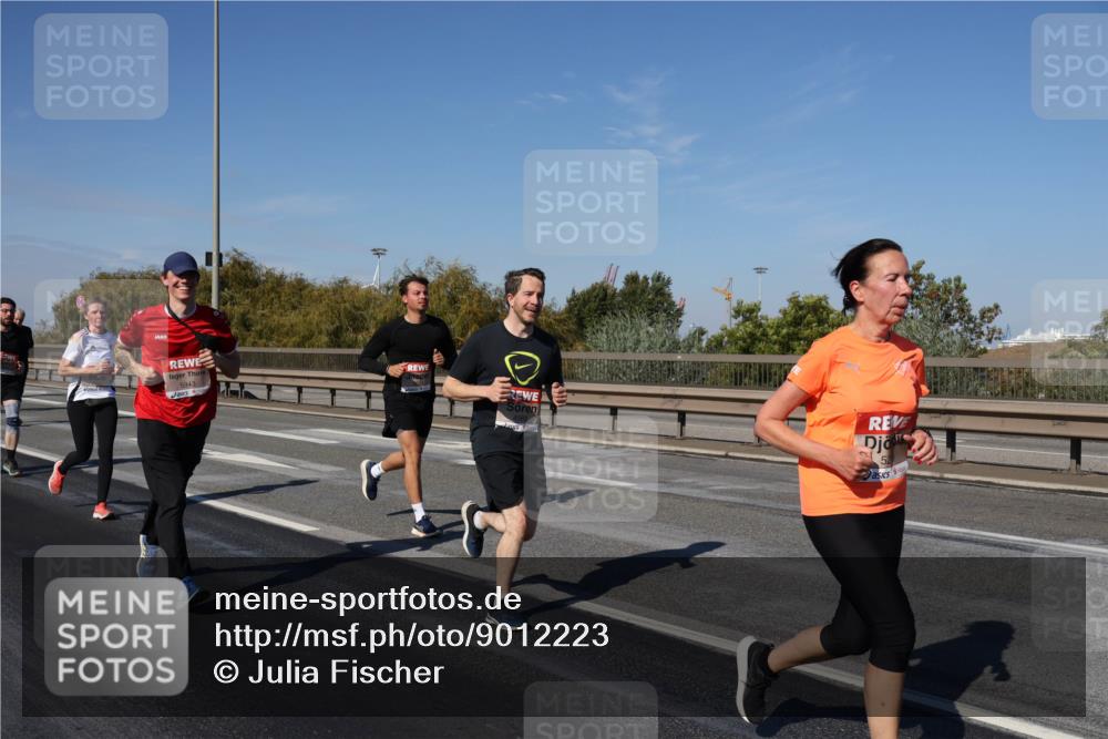 03.10.2025 - Köhlbrandbrückenlauf Julia Fischer http://msf.ph/oto/9012223 03.10.2025 13:02:15 Position 3 5943, 52 meine-sportfotos.de