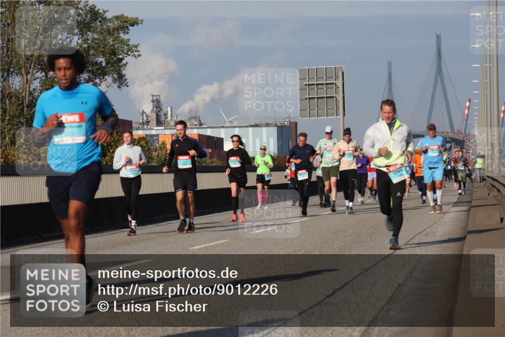 03.10.2025 - Köhlbrandbrückenlauf Luisa Fischer http://msf.ph/oto/9012226 03.10.2025 10:55:07 Position 3 3123 meine-sportfotos.de