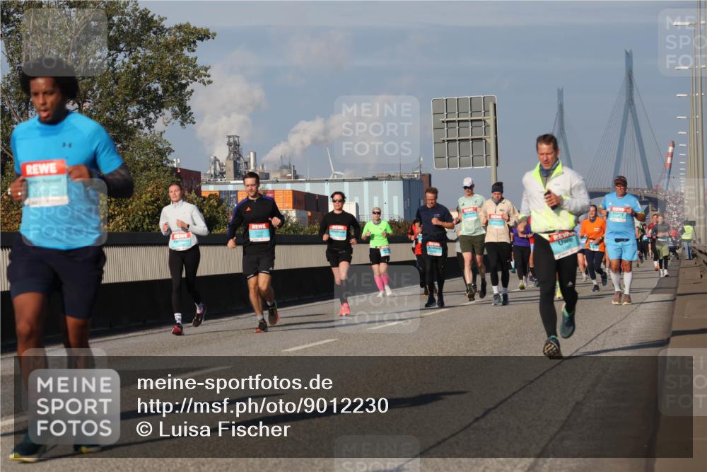 03.10.2025 - Köhlbrandbrückenlauf Luisa Fischer http://msf.ph/oto/9012230 03.10.2025 10:55:07 Position 3 3123 meine-sportfotos.de