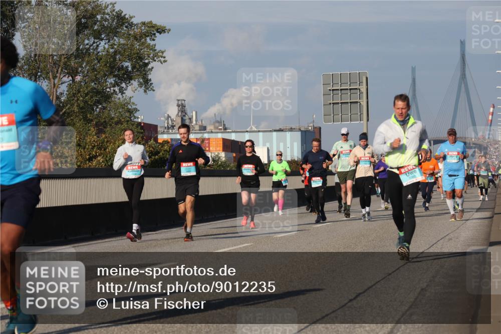 03.10.2025 - Köhlbrandbrückenlauf Luisa Fischer http://msf.ph/oto/9012235 03.10.2025 10:55:08 Position 3 3 meine-sportfotos.de
