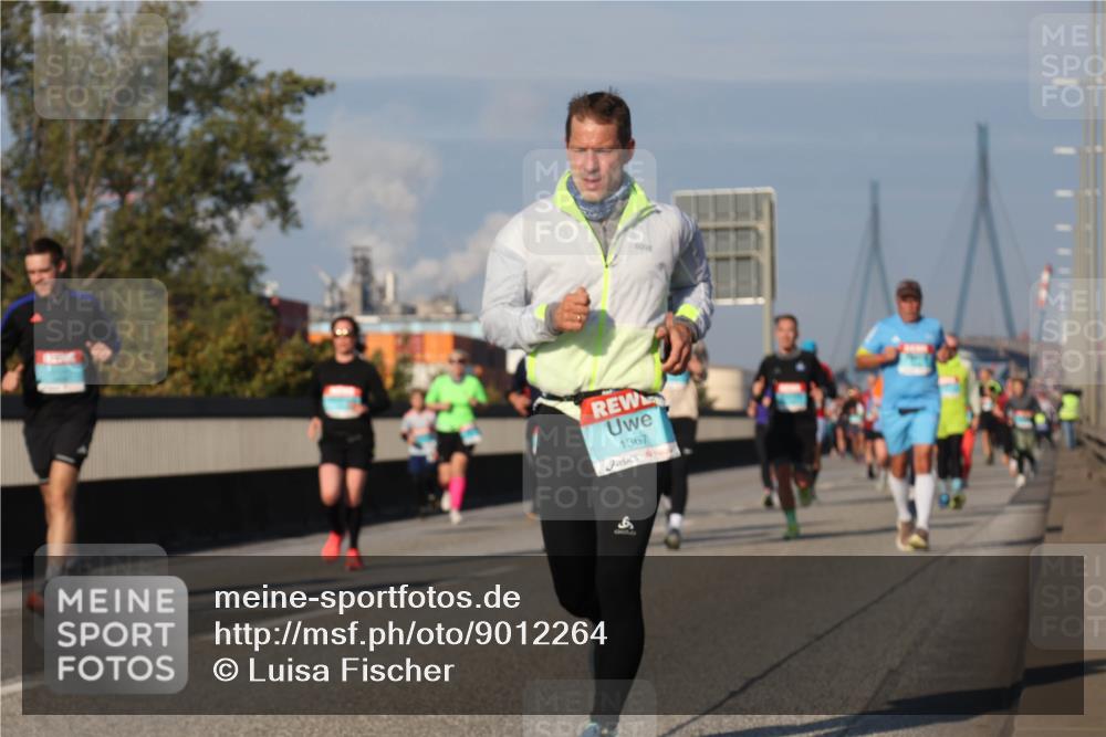 03.10.2025 - Köhlbrandbrückenlauf Luisa Fischer http://msf.ph/oto/9012264 03.10.2025 10:55:11 Position 3 1367 meine-sportfotos.de