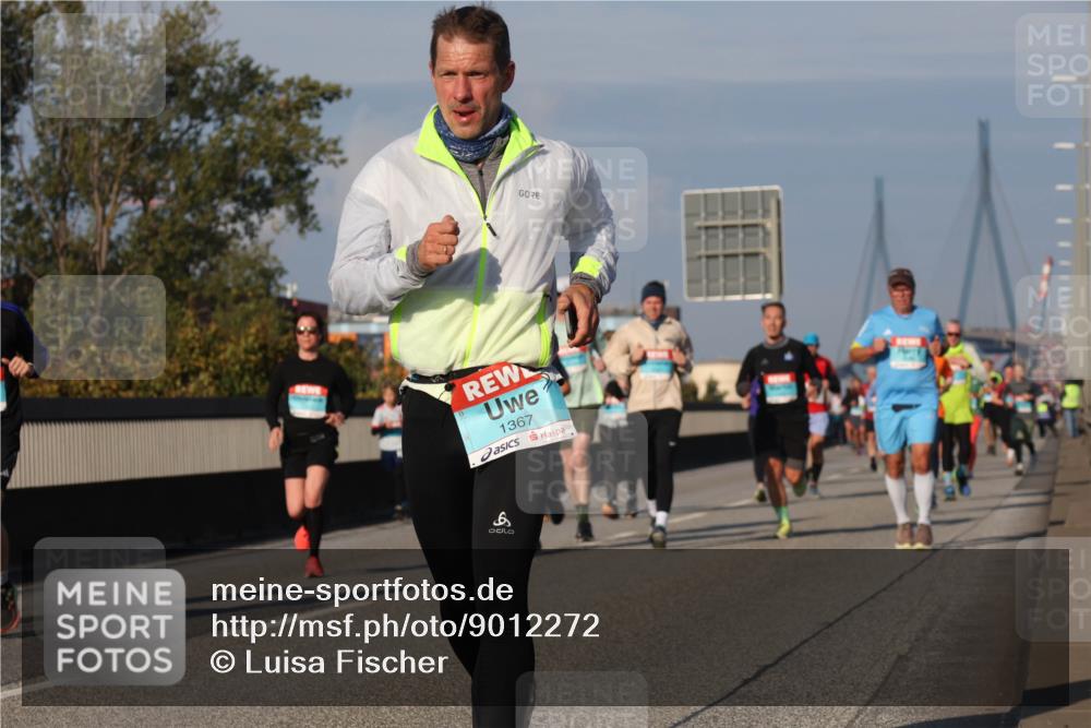 03.10.2025 - Köhlbrandbrückenlauf Luisa Fischer http://msf.ph/oto/9012272 03.10.2025 10:55:11 Position 3 1367 meine-sportfotos.de