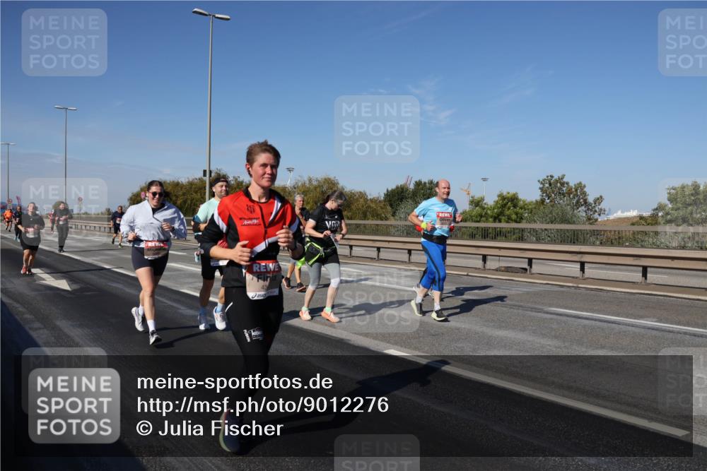 03.10.2025 - Köhlbrandbrückenlauf Julia Fischer http://msf.ph/oto/9012276 03.10.2025 13:02:23 Position 3 43 meine-sportfotos.de