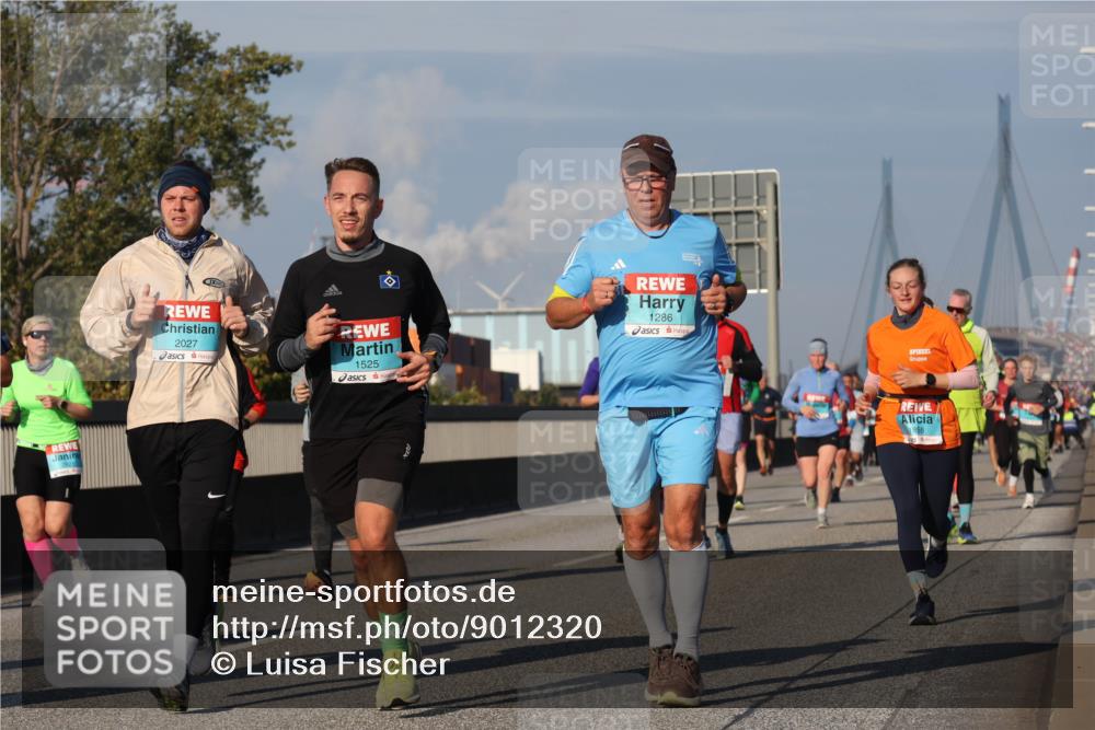03.10.2025 - Köhlbrandbrückenlauf Luisa Fischer http://msf.ph/oto/9012320 03.10.2025 10:55:16 Position 3 2027, 1525, 1286, 1858 meine-sportfotos.de