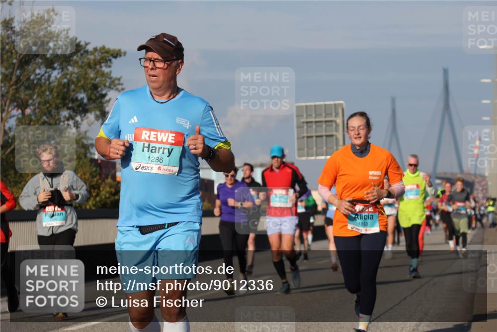 03.10.2025 - Köhlbrandbrückenlauf Luisa Fischer http://msf.ph/oto/9012336 03.10.2025 10:55:17 Position 3 1286, 1858 meine-sportfotos.de
