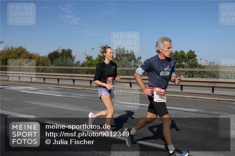 03.10.2025 - Köhlbrandbrückenlauf Julia Fischer http://msf.ph/oto/9012349 03.10.2025 13:02:45 Position 3 6573 meine-sportfotos.de