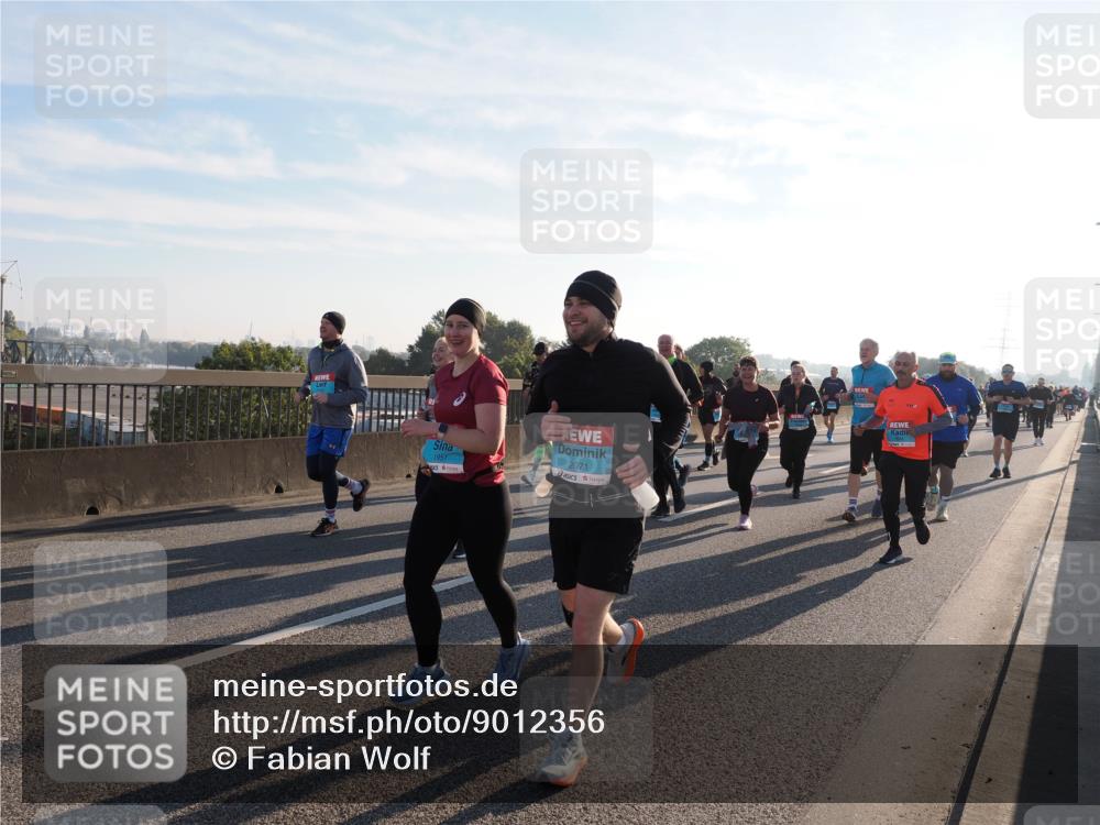03.10.2025 - Köhlbrandbrückenlauf Fabian Wolf http://msf.ph/oto/9012356 03.10.2025 09:23:03 Position 3 1951, 2071 meine-sportfotos.de