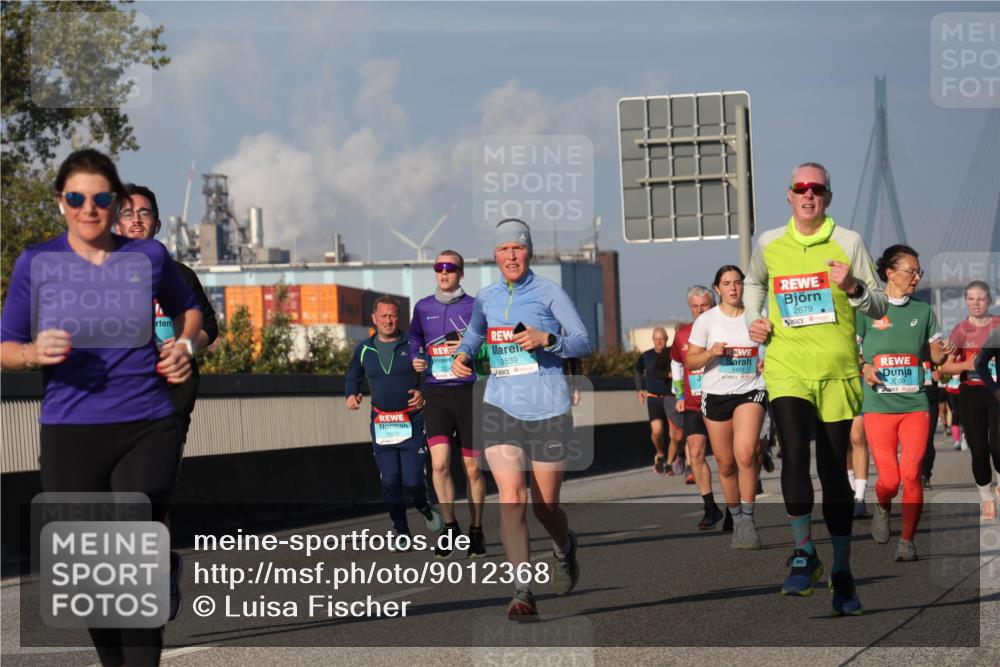 03.10.2025 - Köhlbrandbrückenlauf Luisa Fischer http://msf.ph/oto/9012368 03.10.2025 10:55:21 Position 3 3539, 1401, 2679, 3709 meine-sportfotos.de