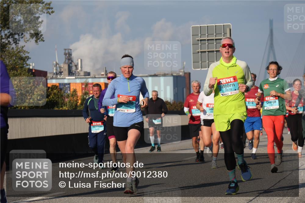 03.10.2025 - Köhlbrandbrückenlauf Luisa Fischer http://msf.ph/oto/9012380 03.10.2025 10:55:22 Position 3 1805, 3539, 140, 2679, 1901, 3709 meine-sportfotos.de