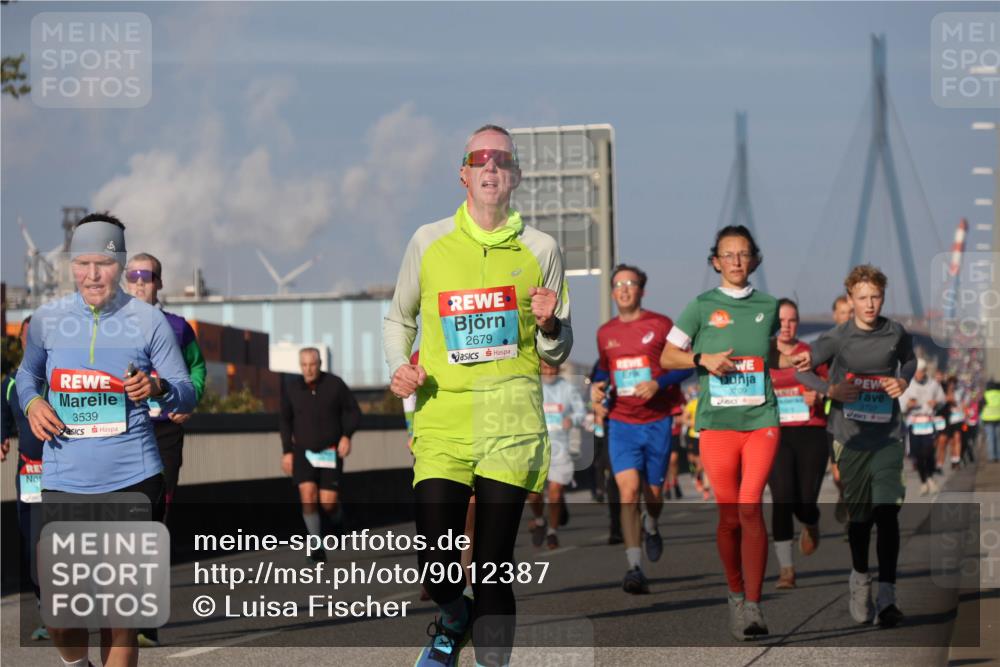 03.10.2025 - Köhlbrandbrückenlauf Luisa Fischer http://msf.ph/oto/9012387 03.10.2025 10:55:23 Position 3 3539, 2679, 3707 meine-sportfotos.de