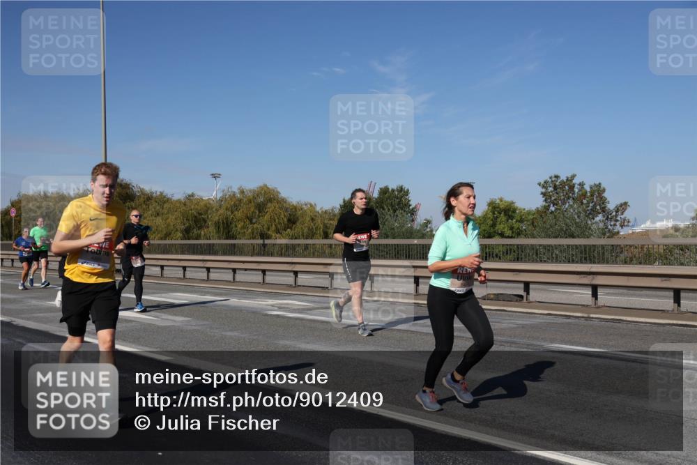 03.10.2025 - Köhlbrandbrückenlauf Julia Fischer http://msf.ph/oto/9012409 03.10.2025 13:02:56 Position 3  meine-sportfotos.de