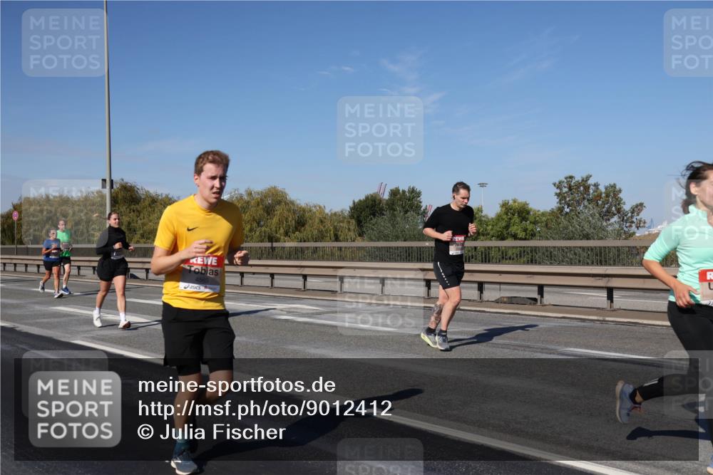 03.10.2025 - Köhlbrandbrückenlauf Julia Fischer http://msf.ph/oto/9012412 03.10.2025 13:02:57 Position 3 4565 meine-sportfotos.de