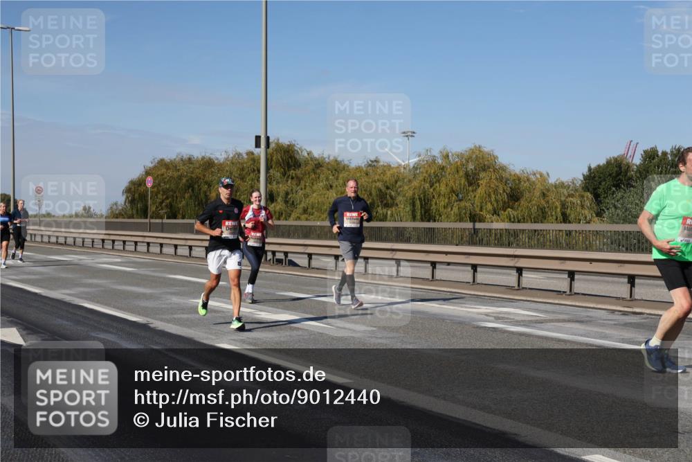 03.10.2025 - Köhlbrandbrückenlauf Julia Fischer http://msf.ph/oto/9012440 03.10.2025 13:03:02 Position 3  meine-sportfotos.de