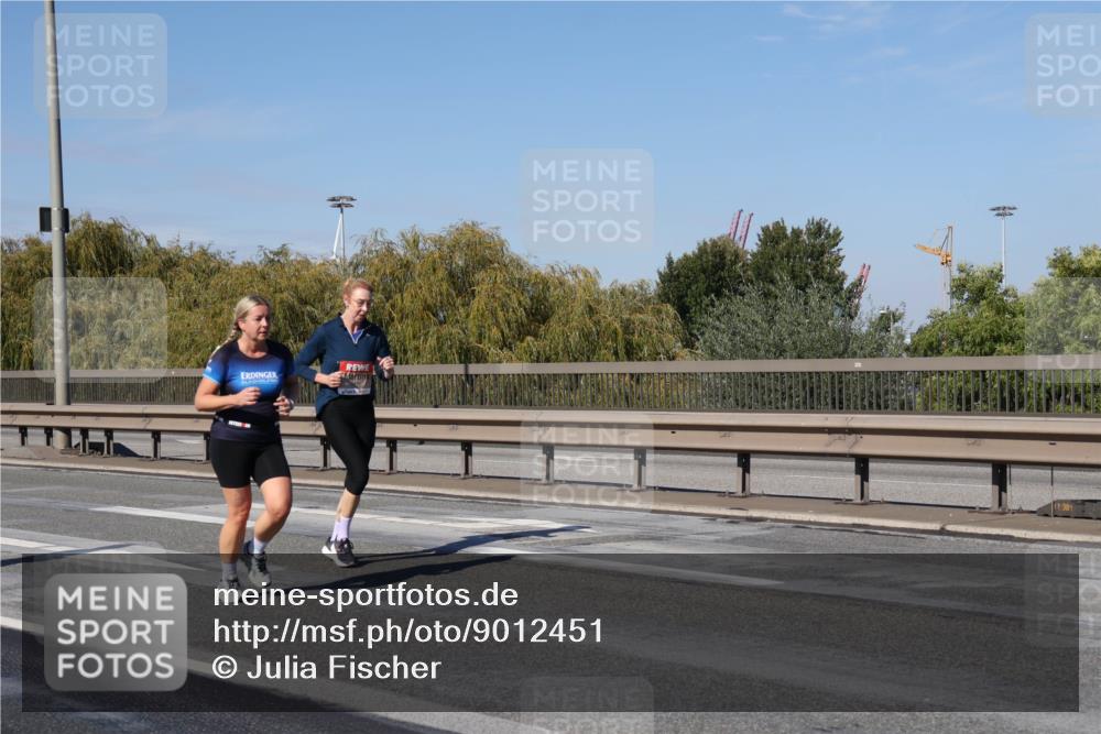 03.10.2025 - Köhlbrandbrückenlauf Julia Fischer http://msf.ph/oto/9012451 03.10.2025 13:03:10 Position 3  meine-sportfotos.de