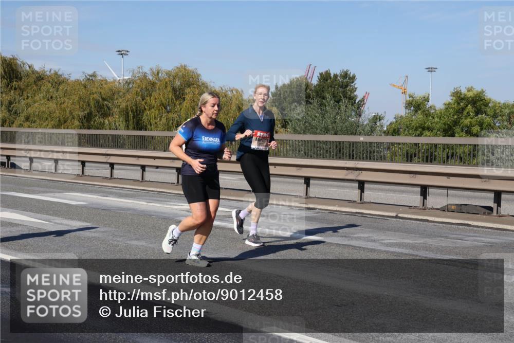 03.10.2025 - Köhlbrandbrückenlauf Julia Fischer http://msf.ph/oto/9012458 03.10.2025 13:03:11 Position 3  meine-sportfotos.de