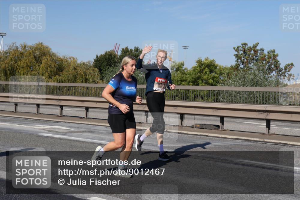03.10.2025 - Köhlbrandbrückenlauf Julia Fischer http://msf.ph/oto/9012467 03.10.2025 13:03:11 Position 3 4826 meine-sportfotos.de