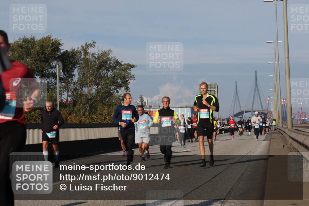 03.10.2025 - Köhlbrandbrückenlauf Luisa Fischer http://msf.ph/oto/9012474 03.10.2025 10:55:31 Position 3  meine-sportfotos.de