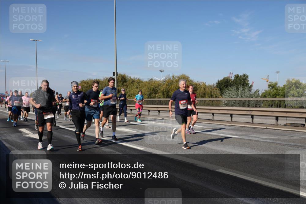 03.10.2025 - Köhlbrandbrückenlauf Julia Fischer http://msf.ph/oto/9012486 03.10.2025 13:03:15 Position 3 6700 meine-sportfotos.de