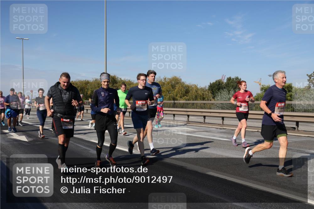 03.10.2025 - Köhlbrandbrückenlauf Julia Fischer http://msf.ph/oto/9012497 03.10.2025 13:03:16 Position 3  meine-sportfotos.de