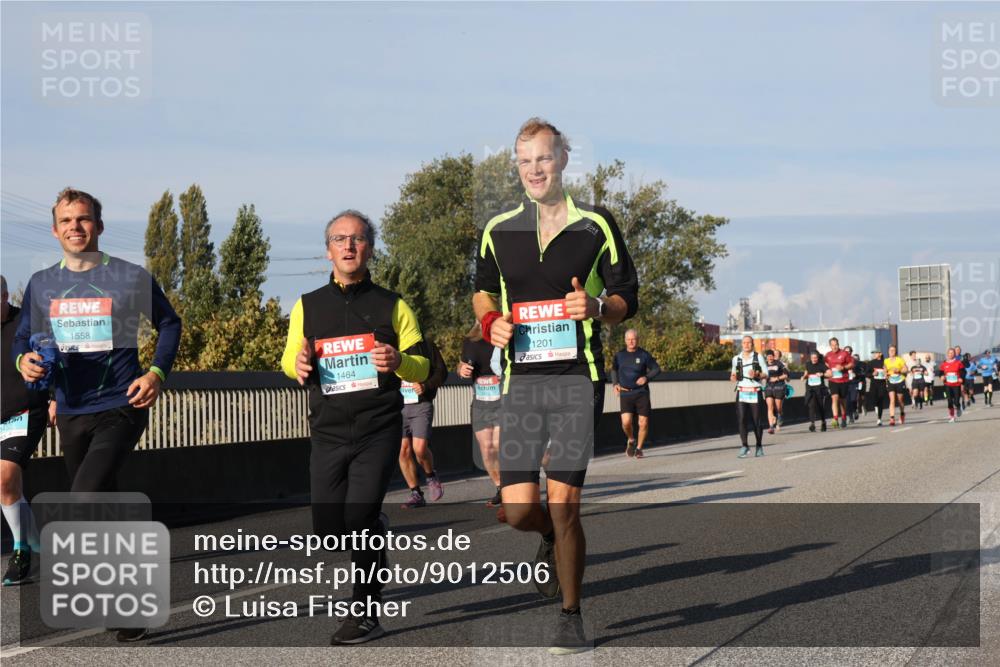 03.10.2025 - Köhlbrandbrückenlauf Luisa Fischer http://msf.ph/oto/9012506 03.10.2025 10:55:34 Position 3 1558, 1464, 1201 meine-sportfotos.de