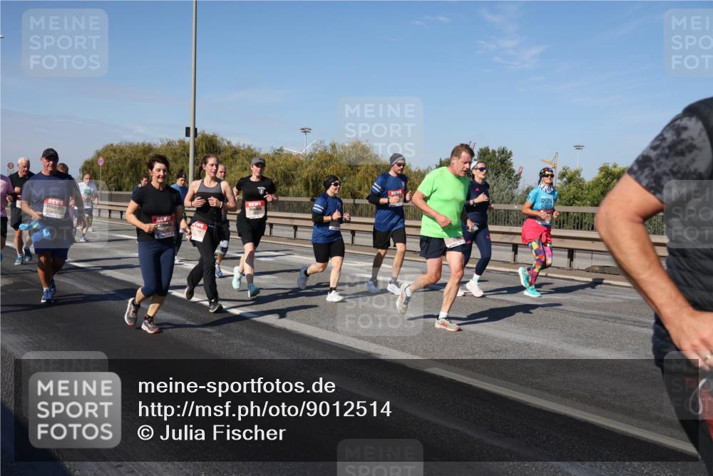 03.10.2025 - Köhlbrandbrückenlauf Julia Fischer http://msf.ph/oto/9012514 03.10.2025 13:03:19 Position 3  meine-sportfotos.de
