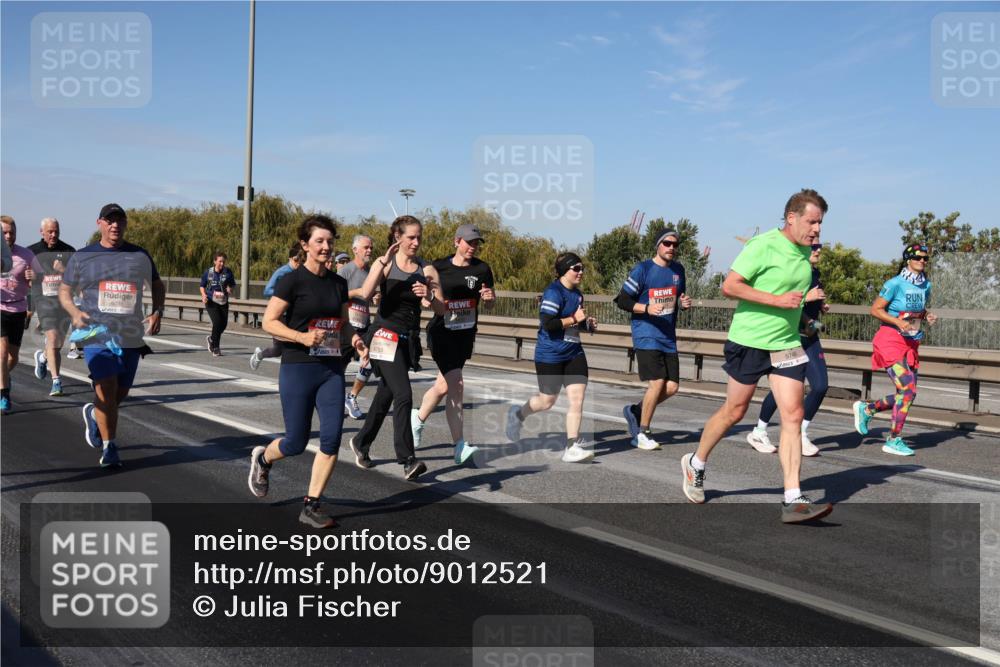 03.10.2025 - Köhlbrandbrückenlauf Julia Fischer http://msf.ph/oto/9012521 03.10.2025 13:03:19 Position 3 6753 meine-sportfotos.de