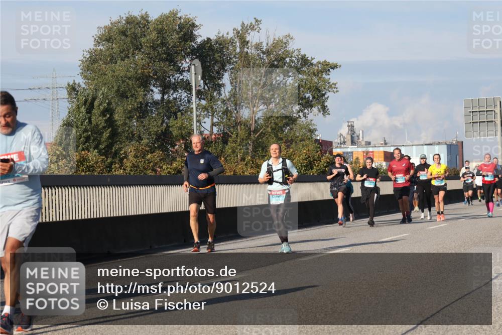 03.10.2025 - Köhlbrandbrückenlauf Luisa Fischer http://msf.ph/oto/9012524 03.10.2025 10:55:36 Position 3  meine-sportfotos.de