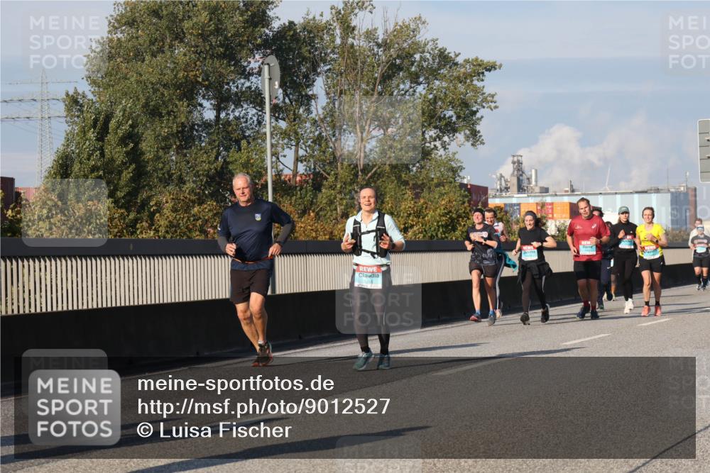 03.10.2025 - Köhlbrandbrückenlauf Luisa Fischer http://msf.ph/oto/9012527 03.10.2025 10:55:36 Position 3 1919 meine-sportfotos.de