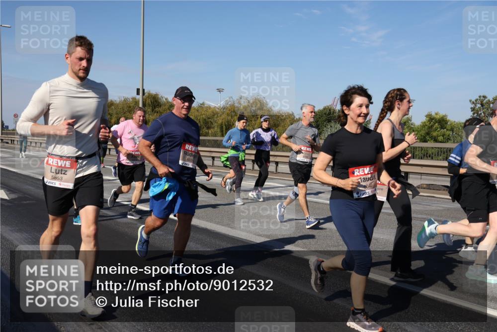 03.10.2025 - Köhlbrandbrückenlauf Julia Fischer http://msf.ph/oto/9012532 03.10.2025 13:03:20 Position 3 5853, 6035, 040 meine-sportfotos.de