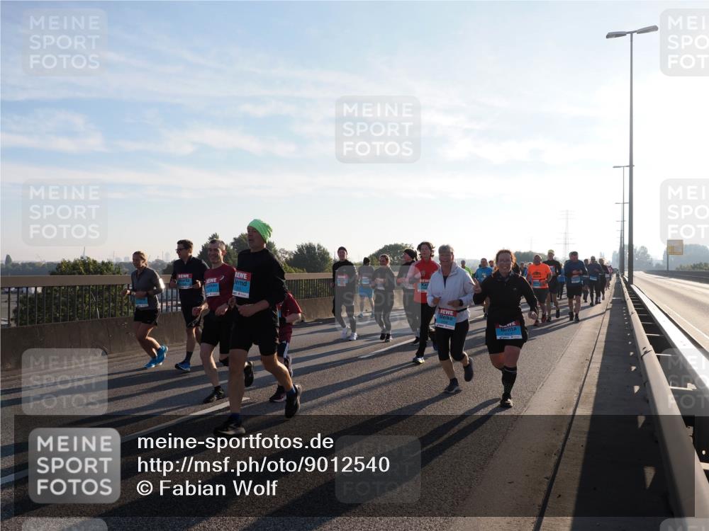 03.10.2025 - Köhlbrandbrückenlauf Fabian Wolf http://msf.ph/oto/9012540 03.10.2025 09:23:21 Position 3  meine-sportfotos.de