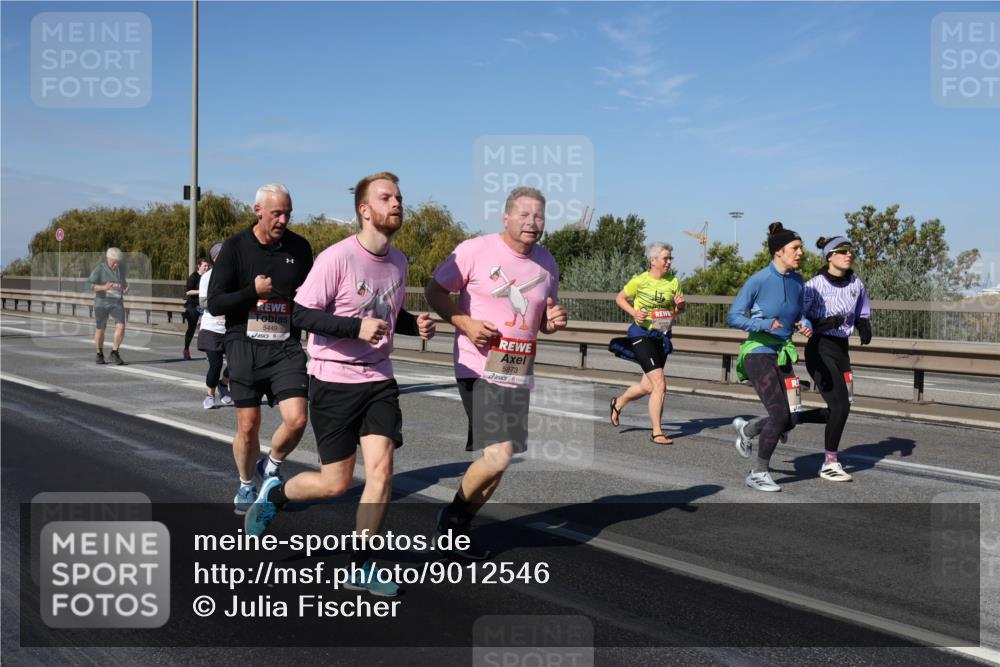 03.10.2025 - Köhlbrandbrückenlauf Julia Fischer http://msf.ph/oto/9012546 03.10.2025 13:03:22 Position 3 5449, 5873 meine-sportfotos.de