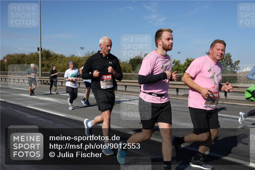 03.10.2025 - Köhlbrandbrückenlauf Julia Fischer http://msf.ph/oto/9012553 03.10.2025 13:03:22 Position 3 5449, 5873 meine-sportfotos.de