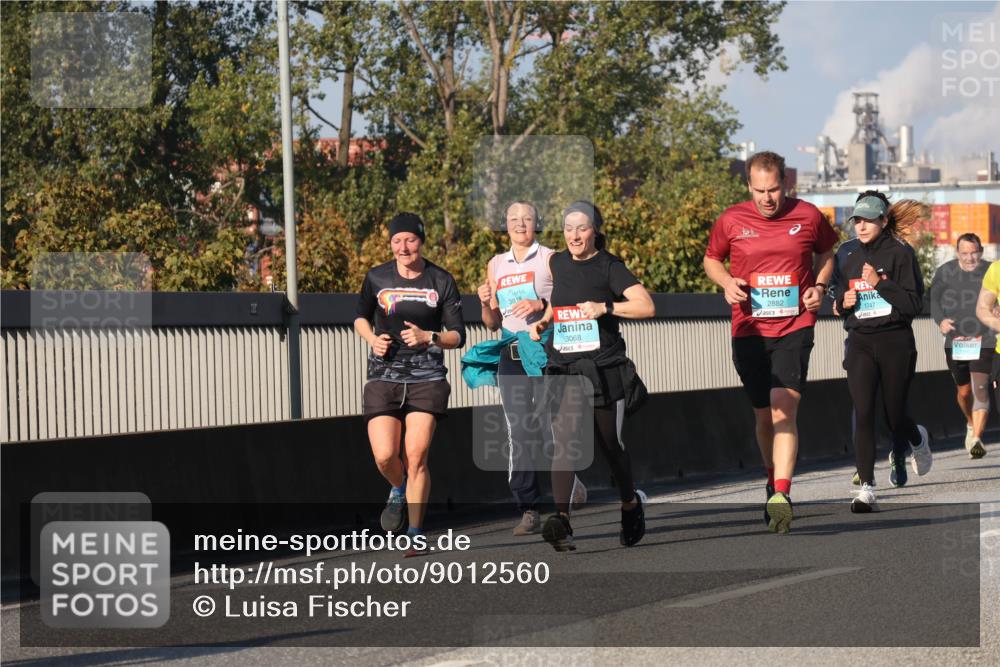 03.10.2025 - Köhlbrandbrückenlauf Luisa Fischer http://msf.ph/oto/9012560 03.10.2025 10:55:39 Position 3 381, 3068, 2882 meine-sportfotos.de