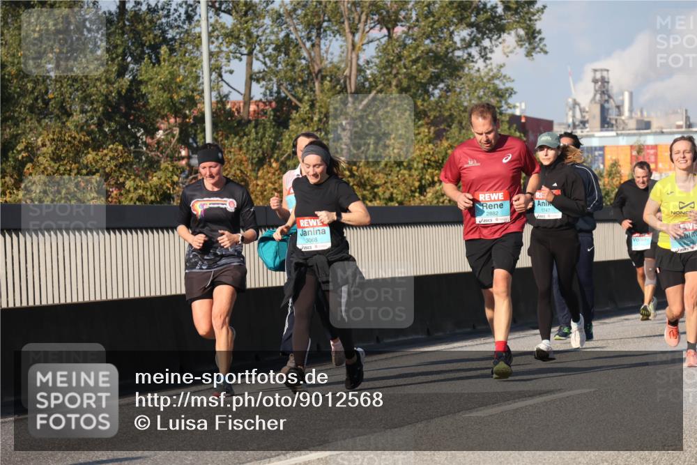 03.10.2025 - Köhlbrandbrückenlauf Luisa Fischer http://msf.ph/oto/9012568 03.10.2025 10:55:40 Position 3 3068, 2882, 1747 meine-sportfotos.de