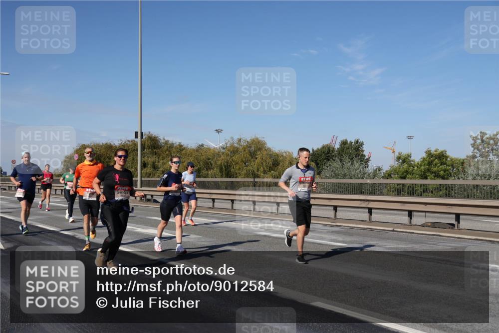 03.10.2025 - Köhlbrandbrückenlauf Julia Fischer http://msf.ph/oto/9012584 03.10.2025 13:03:30 Position 3  meine-sportfotos.de
