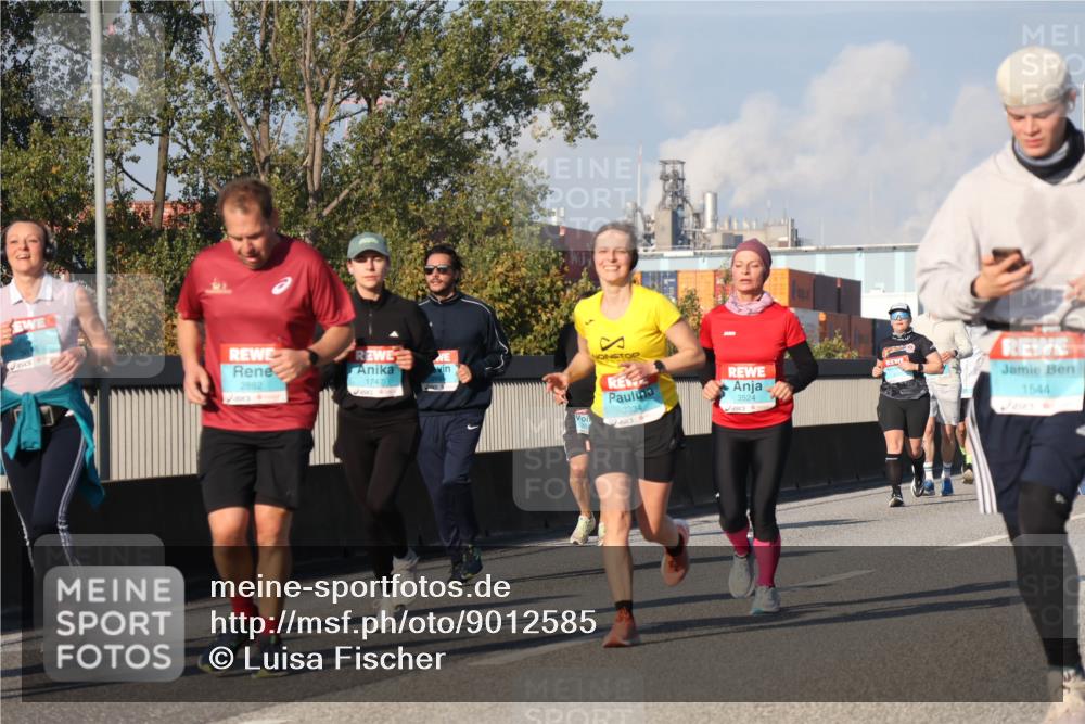 03.10.2025 - Köhlbrandbrückenlauf Luisa Fischer http://msf.ph/oto/9012585 03.10.2025 10:55:41 Position 3 2882, 1747, 3334, 3524, 1544 meine-sportfotos.de
