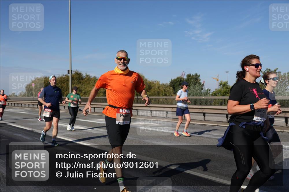 03.10.2025 - Köhlbrandbrückenlauf Julia Fischer http://msf.ph/oto/9012601 03.10.2025 13:03:32 Position 3 6620, 6136 meine-sportfotos.de