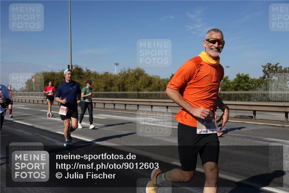 03.10.2025 - Köhlbrandbrückenlauf Julia Fischer http://msf.ph/oto/9012603 03.10.2025 13:03:33 Position 3 6620 meine-sportfotos.de