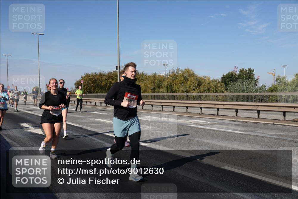 03.10.2025 - Köhlbrandbrückenlauf Julia Fischer http://msf.ph/oto/9012630 03.10.2025 13:03:42 Position 3  meine-sportfotos.de