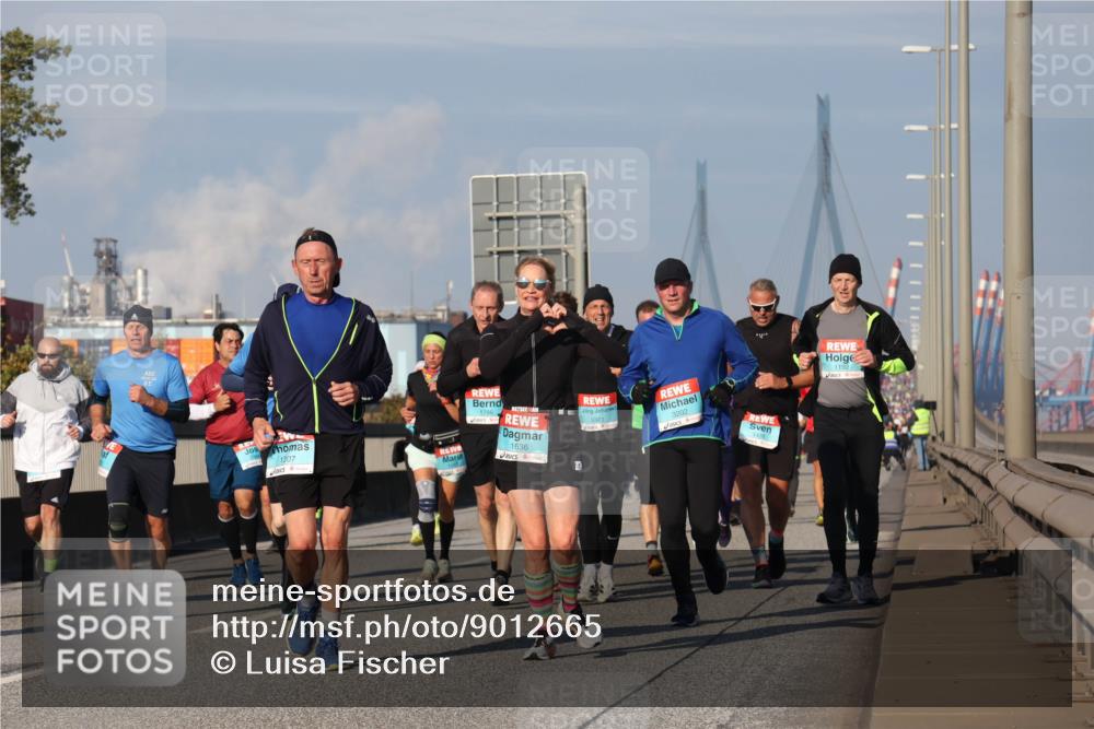03.10.2025 - Köhlbrandbrückenlauf Luisa Fischer http://msf.ph/oto/9012665 03.10.2025 10:55:48 Position 3 2018, 20, 1307, 1636, 3321, 3202, 1192 meine-sportfotos.de