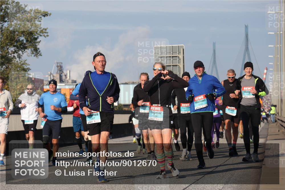 03.10.2025 - Köhlbrandbrückenlauf Luisa Fischer http://msf.ph/oto/9012670 03.10.2025 10:55:49 Position 3 1307, 1636, 3321, 3202, 1192 meine-sportfotos.de