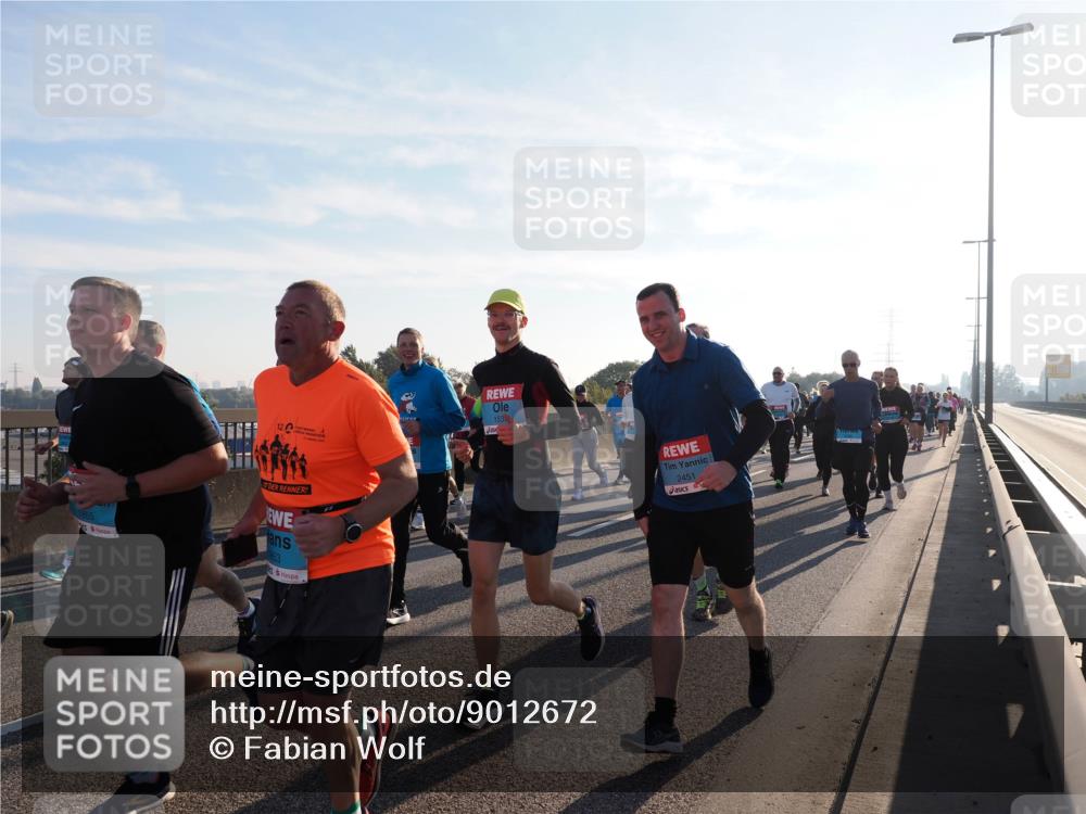 03.10.2025 - Köhlbrandbrückenlauf Fabian Wolf http://msf.ph/oto/9012672 03.10.2025 09:23:25 Position 3 12, 853, 153, 2451 meine-sportfotos.de