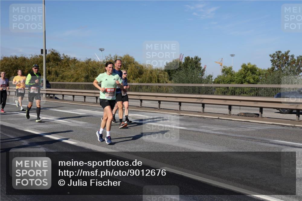 03.10.2025 - Köhlbrandbrückenlauf Julia Fischer http://msf.ph/oto/9012676 03.10.2025 13:03:53 Position 3  meine-sportfotos.de