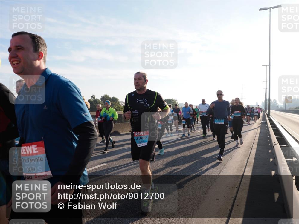 03.10.2025 - Köhlbrandbrückenlauf Fabian Wolf http://msf.ph/oto/9012700 03.10.2025 09:23:26 Position 3 2451, 2392 meine-sportfotos.de