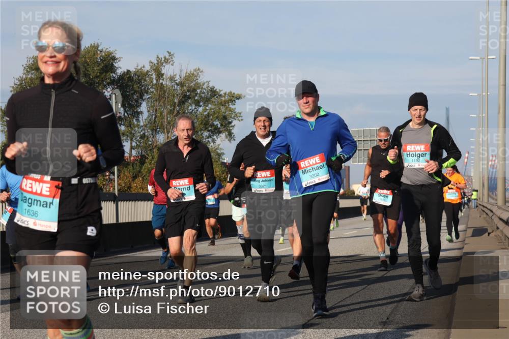03.10.2025 - Köhlbrandbrückenlauf Luisa Fischer http://msf.ph/oto/9012710 03.10.2025 10:55:53 Position 3 1636, 3321, 3202, 1435, 1192 meine-sportfotos.de