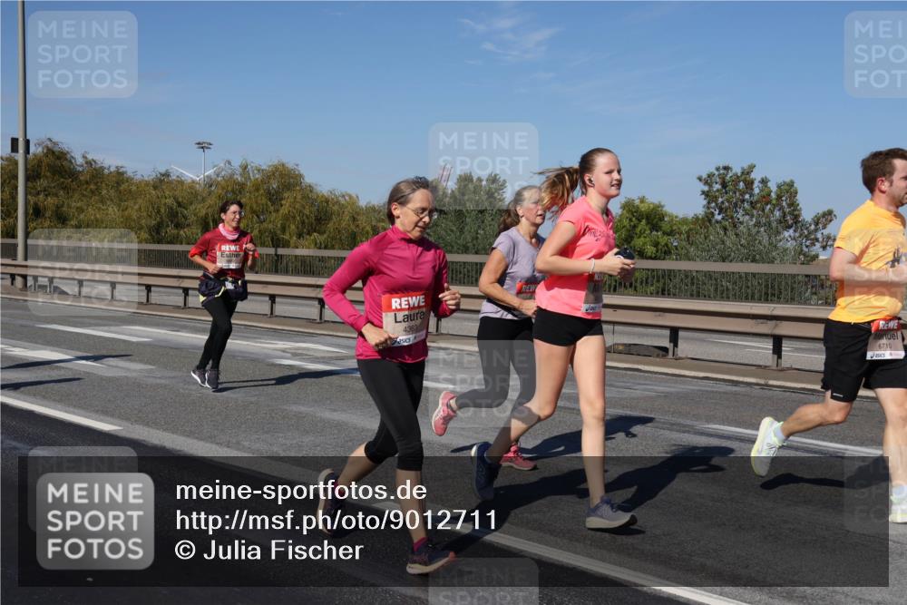 03.10.2025 - Köhlbrandbrückenlauf Julia Fischer http://msf.ph/oto/9012711 03.10.2025 13:03:57 Position 3 4363, 6710 meine-sportfotos.de